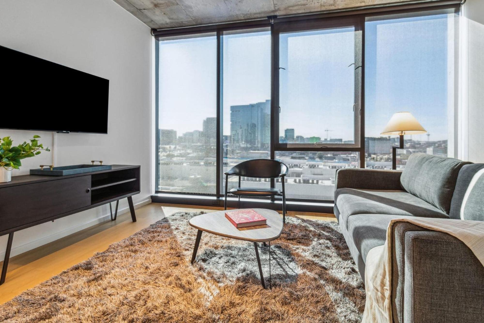 Contemporary City Living Apartments In Нэшвилл Экстерьер фото